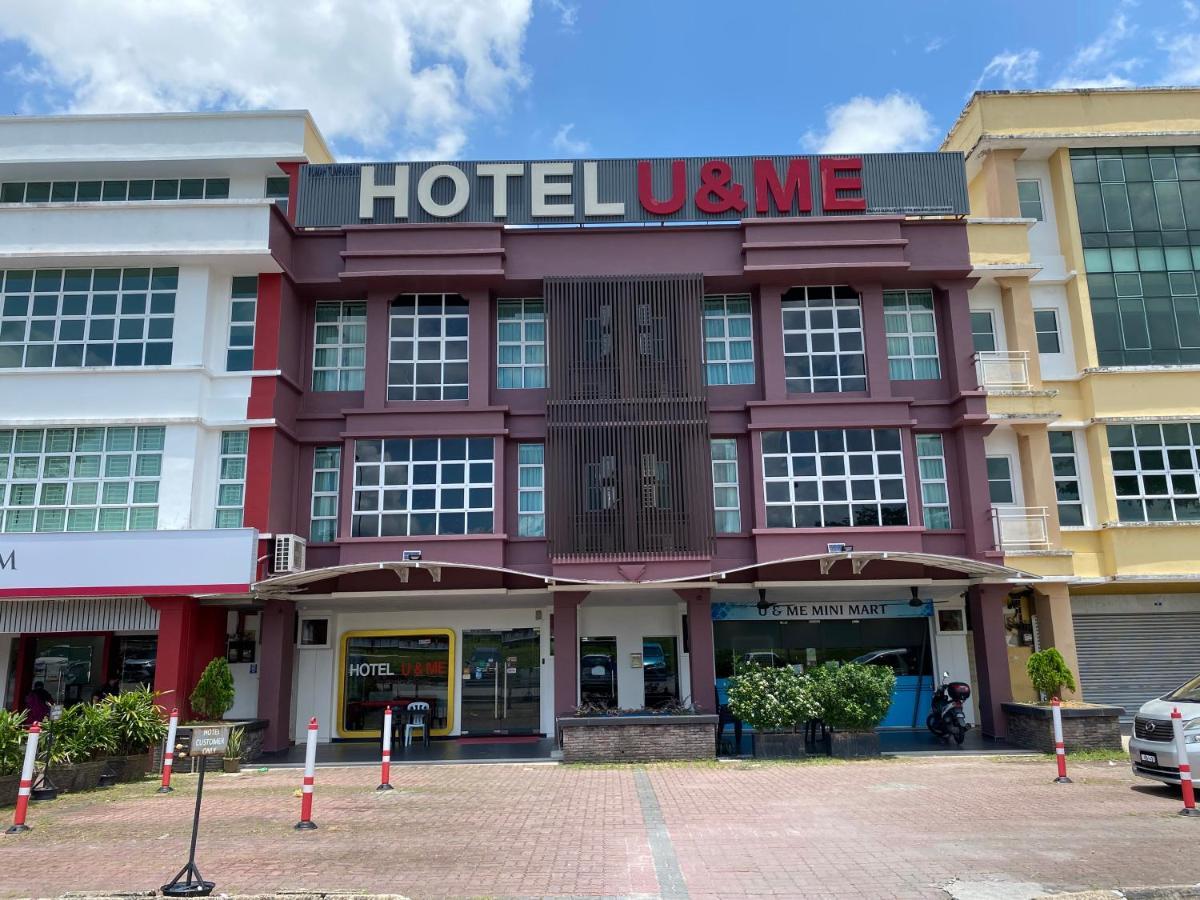 Hotel U And Me Kulai Exterior foto